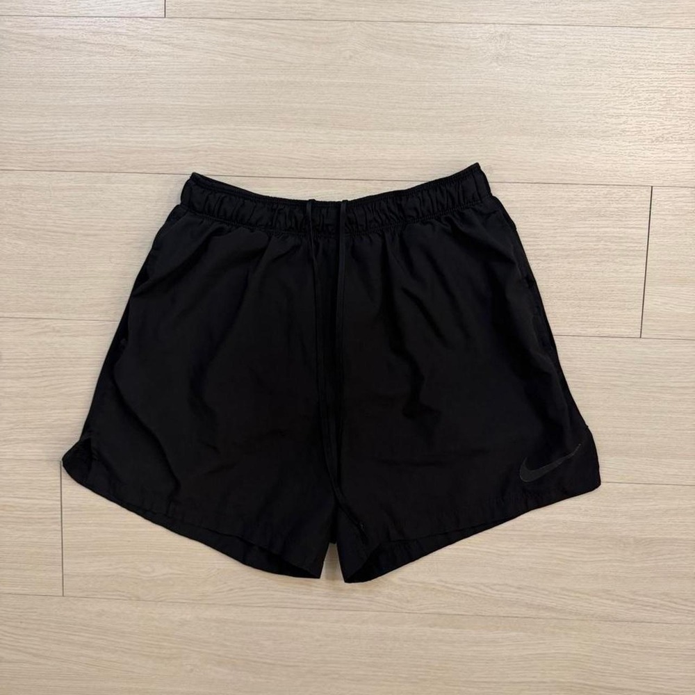Nike 3 Inch Inseam Black Lined Running Shorts Mens Size Medium Sports Gym